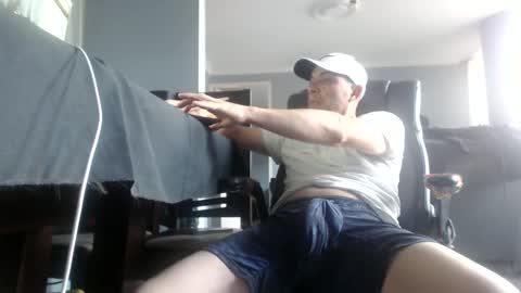 hetero serio discreto online show from January 13, 2025, 10:24 pm