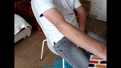 serpenttiin online show from October 25, 2025, 8:55 am