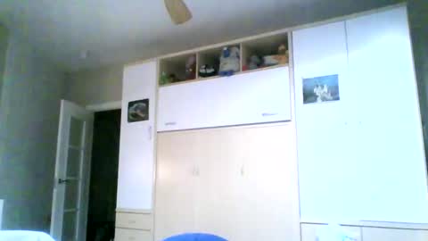 serrano49 online show from December 28, 2024, 8:25 pm