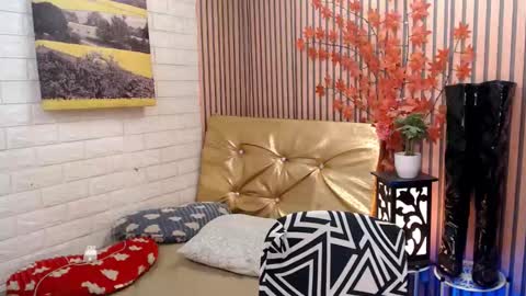 call me MILES   online show from March 3, 2025, 7:54 am