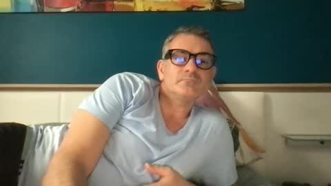 sesamechris92 online show from December 14, 2025, 2:00 pm