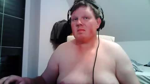 Snapshot of setcuna chatting on May 18, 2026, 8:36 pm setcuna online show from May 18, 2026, 8:36 pm