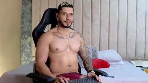 HEY IM SETH online show from February 17, 2025, 7:10 pm