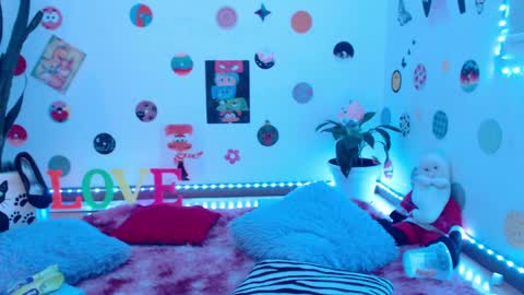 Snapshot of seuctive_woman57 chatting on December 20, 2024, 10:49 am samy online show from December 20, 2024, 10:49 am