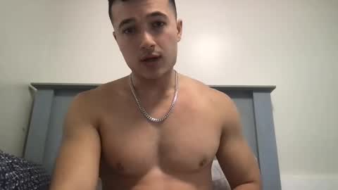 seveninchsteve_ online show from February 9, 2025, 8:02 pm