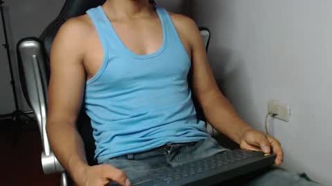 Snapshot of sexatlexx chatting on February 6, 2025, 2:33 am arnold online show from February 6, 2025, 2:33 am