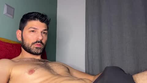 Snapshot of sexfriendch chatting on February 27, 2025, 12:10 am Lucenzo online show from February 27, 2025, 12:10 am