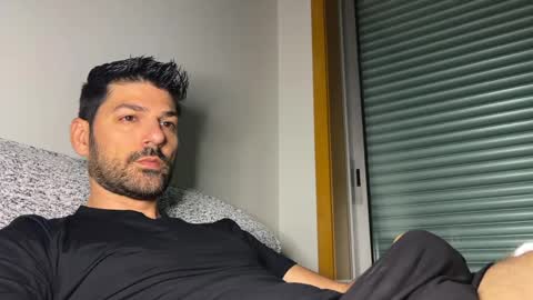 Snapshot of sexfriendch chatting on May 25, 2026, 3:40 pm Lucenzo online show from May 25, 2026, 3:40 pm