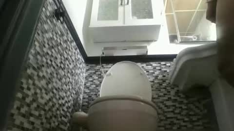 Snapshot of sexiiyellowboii87 chatting on March 15, 2026, 4:57 pm sexiiyellowboii87 online show from March 15, 2026, 4:57 pm