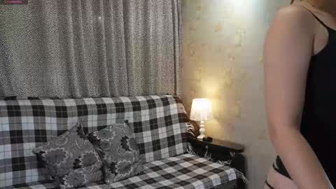 Margo sha online show from December 17, 2025, 4:18 am