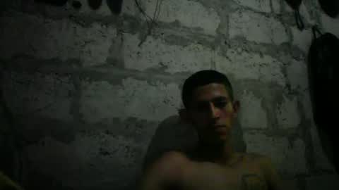 Snapshot of sexmanhot25 chatting on October 25, 2025, 8:47 pm sexmanhot25 online show from October 25, 2025, 8:47 pm