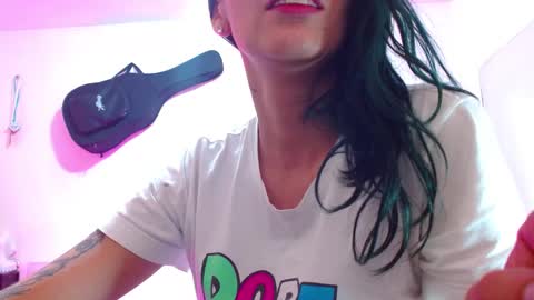 sexmilkdirty online show from December 15, 2024, 3:13 am