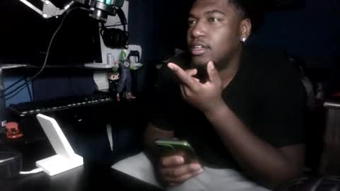 Snapshot of sexplug09 chatting on September 9, 2025, 4:12 am sexplug09 online show from September 9, 2025, 4:12 am