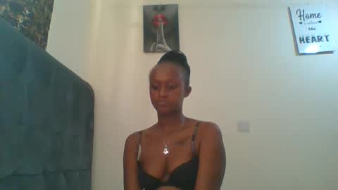 Snapshot of sexsy_sally chatting on December 21, 2024, 10:06 am sexsysally online show from December 21, 2024, 10:06 am