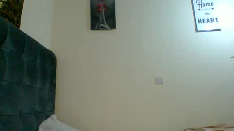 Snapshot of sexsy_sally chatting on December 27, 2024, 8:50 pm sexsysally online show from December 27, 2024, 8:50 pm