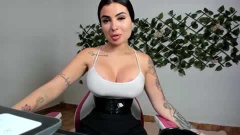 SARA    online show from December 12, 2024, 3:37 pm