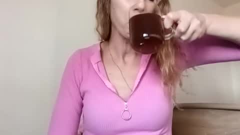 Snapshot of sexualangel chatting on February 18, 2025, 11:22 am Verona online show from February 18, 2025, 11:22 am