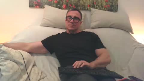 Sexurbation online show from April 14, 2026, 8:26 pm