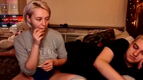 sexvibecouple online show from October 29, 2025, 6:42 pm