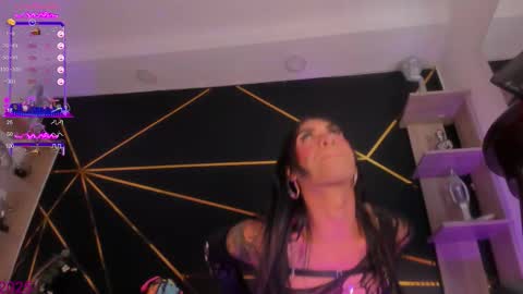 Snapshot of sexwildlatin chatting on October 9, 2025, 8:51 pm Tifanny Benitez  online show from October 9, 2025, 8:51 pm