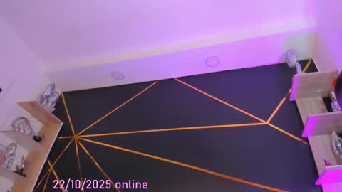 Snapshot of sexwildlatin chatting on October 22, 2025, 8:52 pm Tifanny Benitez  online show from October 22, 2025, 8:52 pm