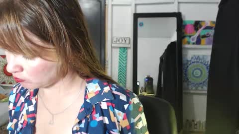 Snapshot of sexwwoman chatting on September 24, 2025, 9:18 pm CHIARA online show from September 24, 2025, 9:18 pm