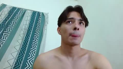 Axel online show from December 17, 2024, 4:32 pm