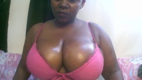 sexxi_ebony online show from April 12, 2026, 8:08 am