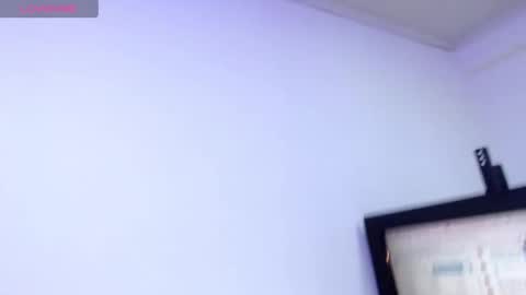 Snapshot of sexxxhorny_ chatting on February 22, 2025, 2:50 am sexxxhorny_ online show from February 22, 2025, 2:50 am