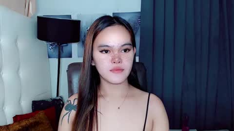 sexxxy_caroline online show from February 5, 2025, 8:32 am