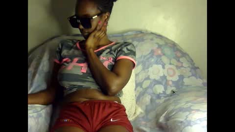 Natural boobs online show from September 10, 2025, 6:57 am