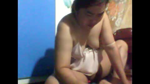 sexxy_love2k online show from October 23, 2025, 12:43 am