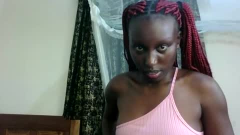 Snapshot of sexxy_melmine chatting on May 5, 2026, 12:57 pm Dolly online show from May 5, 2026, 12:57 pm