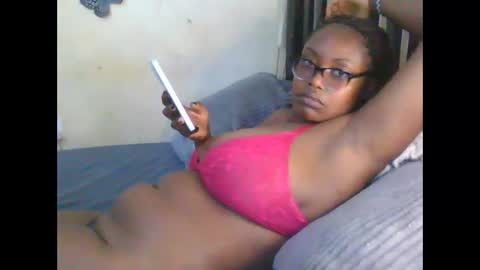 Snapshot of sexxy_mish chatting on May 7, 2026, 6:19 am sexxy_mish online show from May 7, 2026, 6:19 am