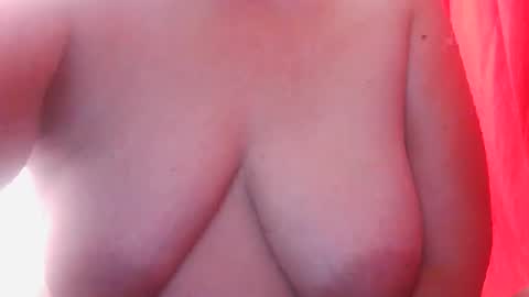 Snapshot of sexxyicee69 chatting on May 2, 2026, 6:07 am misslovely j online show from May 2, 2026, 6:07 am