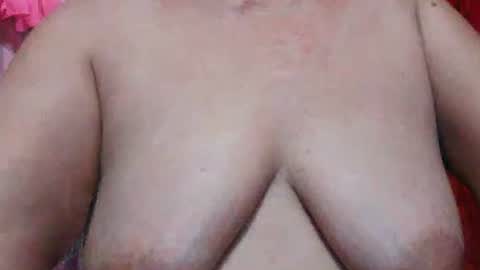 Snapshot of sexxyicee69 chatting on May 12, 2026, 9:50 am misslovely j online show from May 12, 2026, 9:50 am