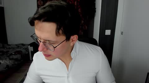 Sexxymuscles4U online show from January 19, 2026, 12:42 pm