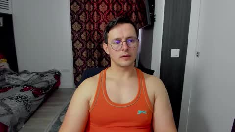 Sexxymuscles4U online show from March 3, 2026, 12:11 pm