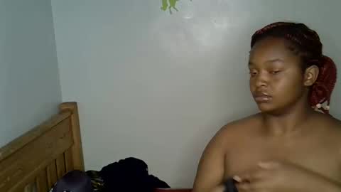sexxyneil_ online show from October 17, 2025, 8:33 pm