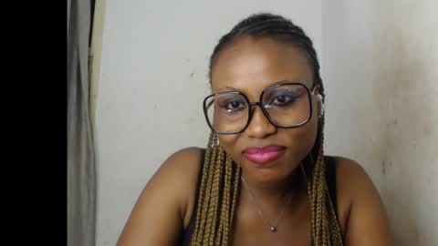 Snapshot of sexy_badgirl2 chatting on October 23, 2025, 5:44 pm Sexy blackgirl2 online show from October 23, 2025, 5:44 pm