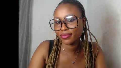 Snapshot of sexy_badgirl2 chatting on October 25, 2025, 6:02 pm Sexy blackgirl2 online show from October 25, 2025, 6:02 pm