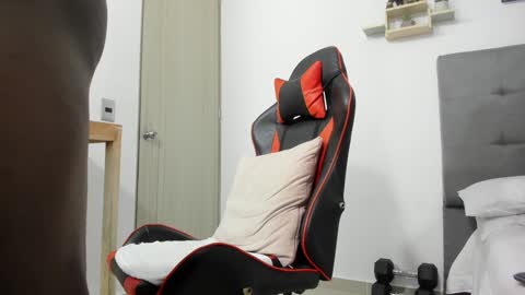 sexy blackman online show from January 29, 2025, 6:12 am