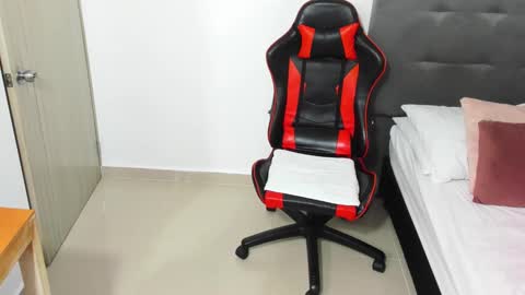 sexy blackman online show from February 10, 2025, 6:24 pm