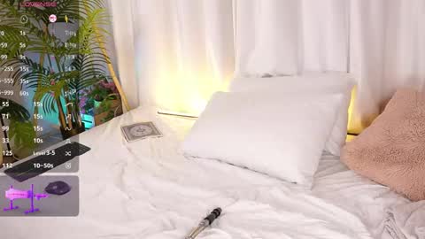 Lina online show from June 7, 2026, 1:32 am