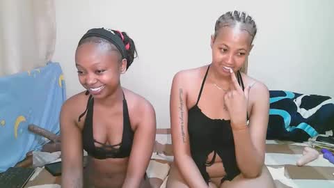 sexy_bluegirl online show from April 10, 2026, 1:49 pm