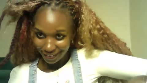 sexy_chocoy05 online show from April 1, 2026, 12:00 am