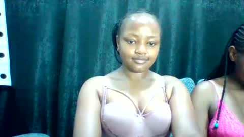 Snapshot of sexy_divaaa chatting on June 4, 2026, 9:54 pm sexy_divaaa online show from June 4, 2026, 9:54 pm