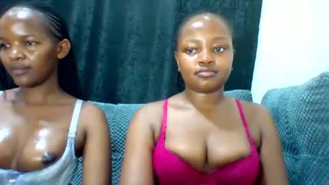 Snapshot of sexy_divaaa chatting on June 6, 2026, 8:13 pm sexy_divaaa online show from June 6, 2026, 8:13 pm