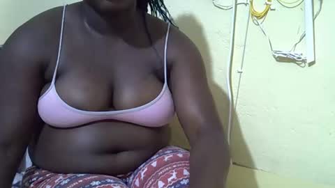 Snapshot of sexy_ebony20 chatting on November 14, 2025, 2:27 pm ebony online show from November 14, 2025, 2:27 pm