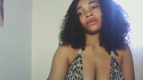 Snapshot of sexy_kitty881 chatting on September 27, 2025, 9:47 am Sexy kitty881 online show from September 27, 2025, 9:47 am